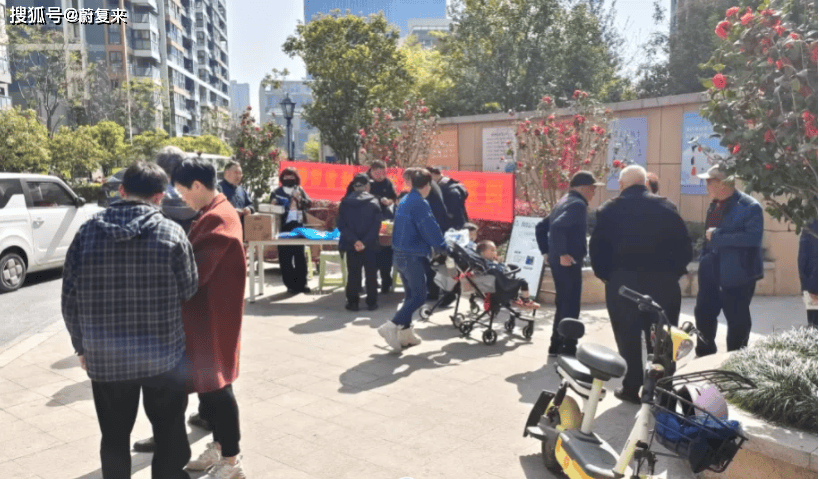 資源再生 “蔚”<strong></p>
<p>再生資源回收公司</strong>你同行|蔚復(fù)來拱墅區(qū)再生資源回收服務(wù)進社區(qū):再生資源回收公司